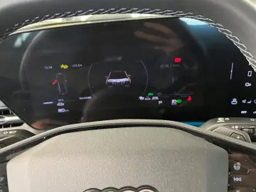 AUDI Q6 e-tron edition one quattro B&O Panoramic