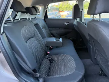 Nissan Qashqai 1.6 i