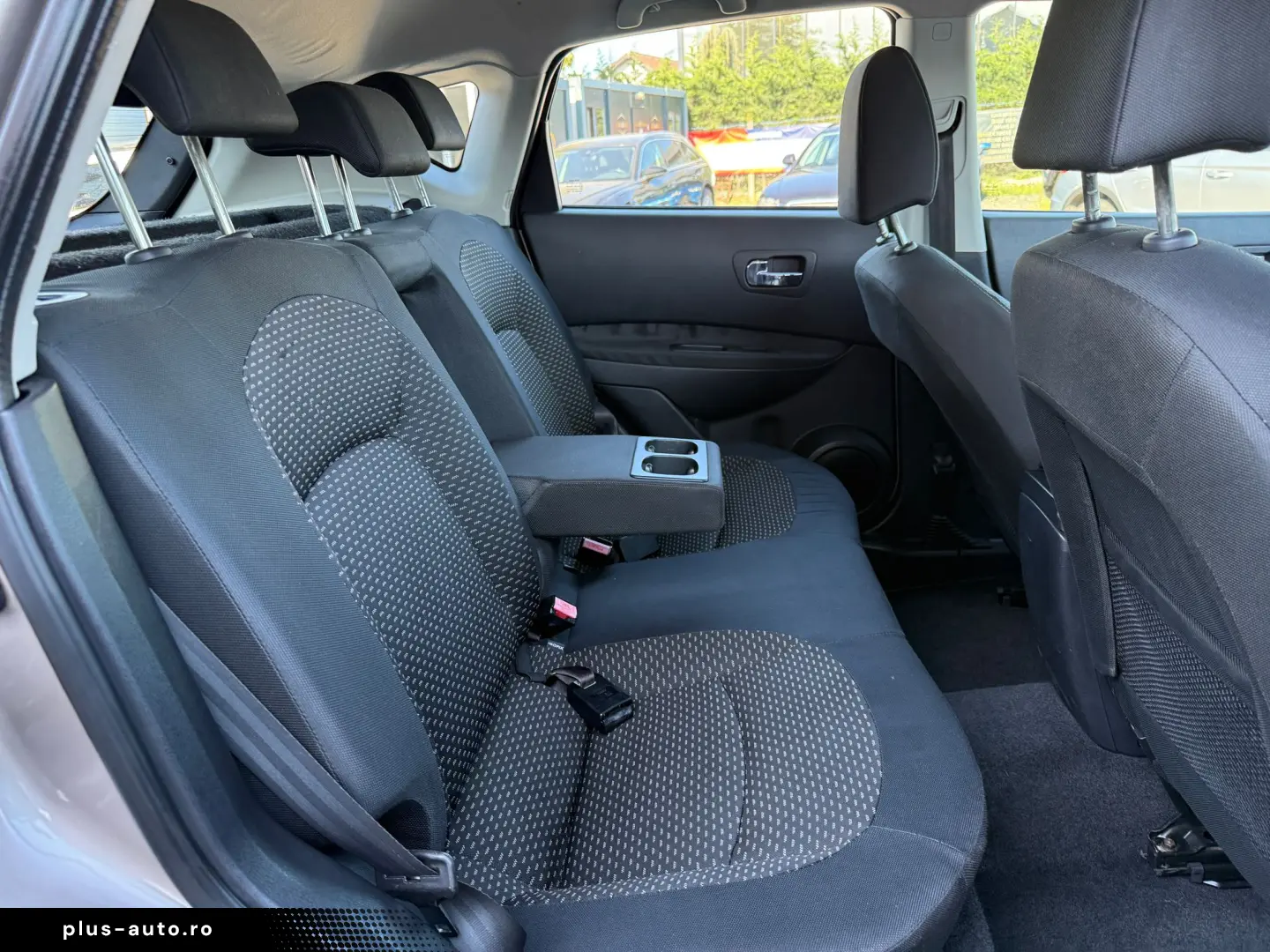 Nissan Qashqai 1.6 i