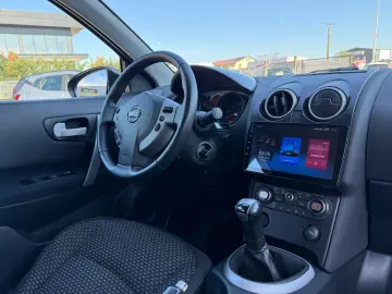 Nissan Qashqai 1.6 i