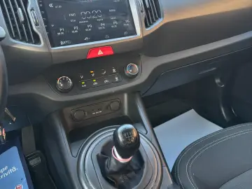 Kia SPORTAGE 2010 11