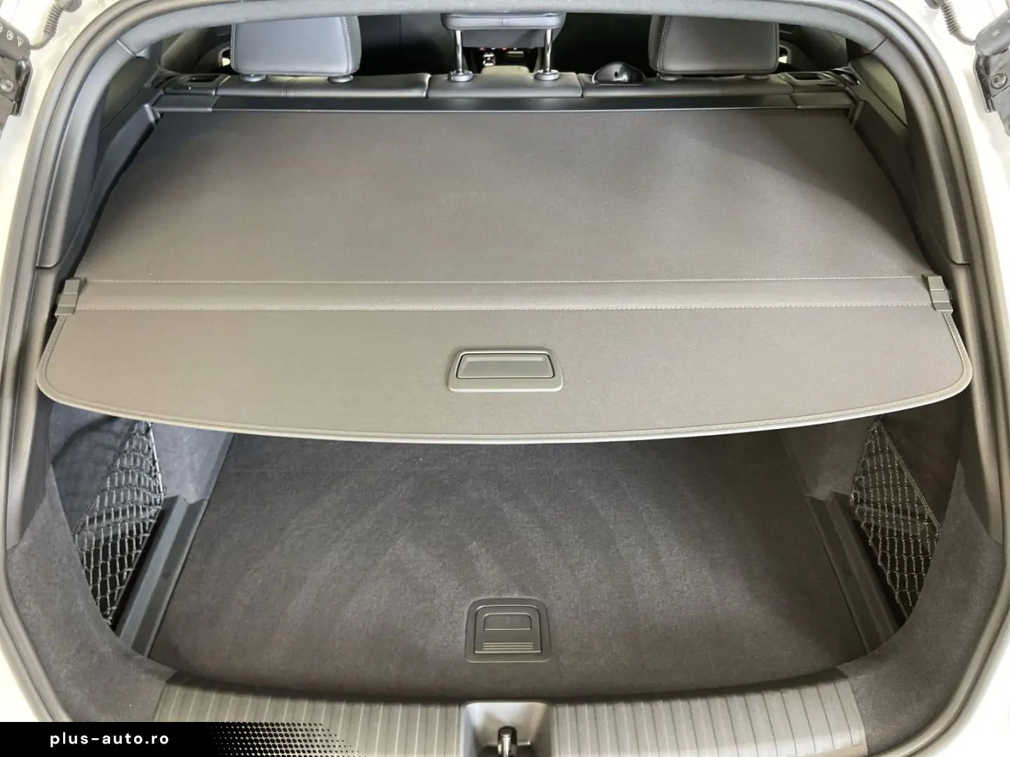 AUDI SQ6 e-tron  Matrix Panoramic