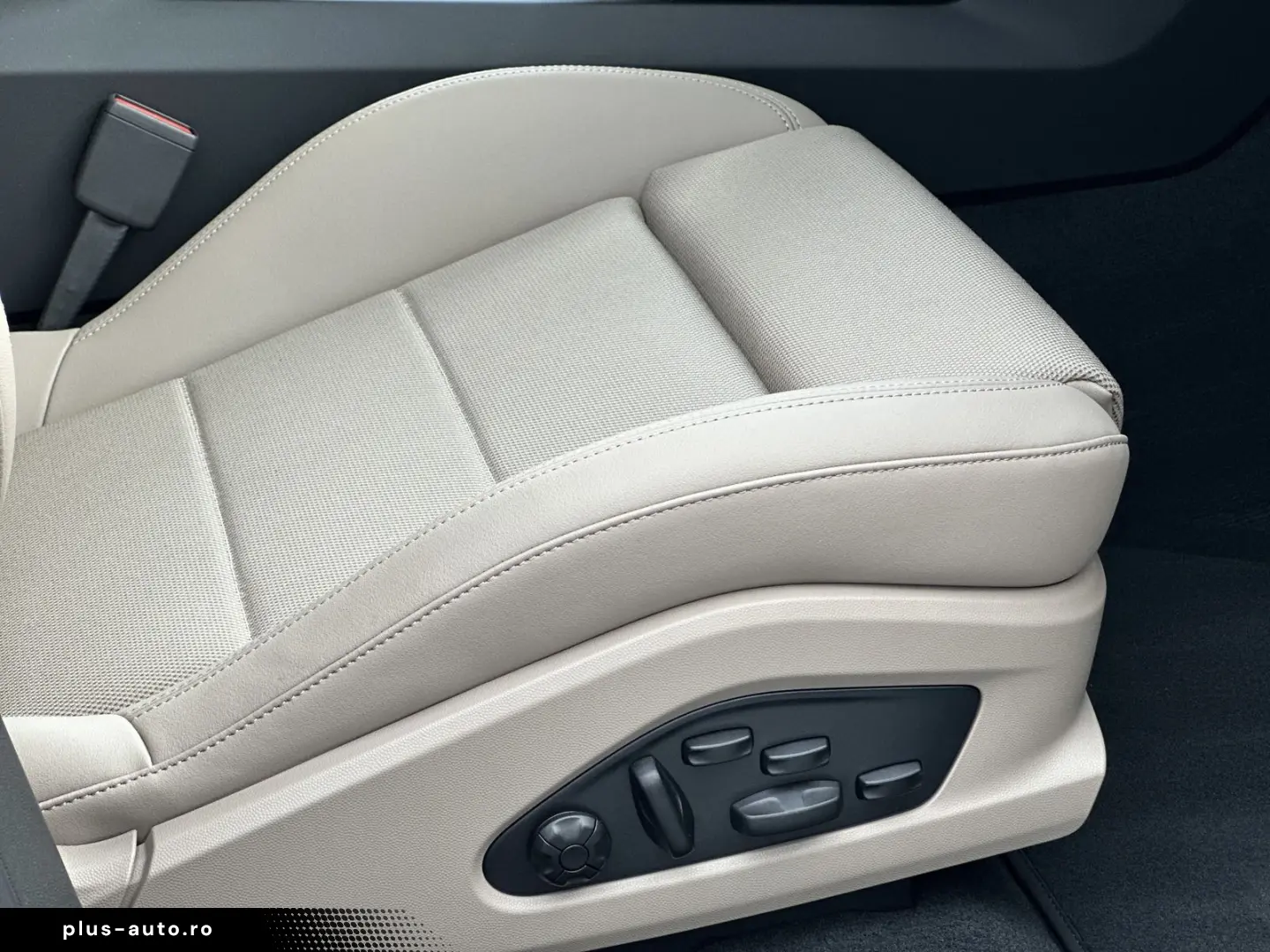 PORSCHE Macan 4S LED MATRIX 22 ZOLL SPORT PANORAMA ABSTA