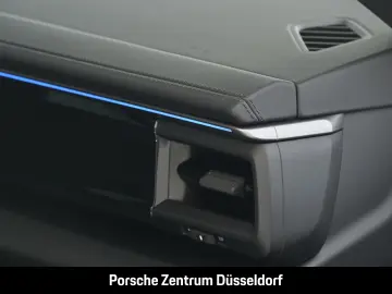 PORSCHE Macan 4 InnoDrive BOSE Luftfederung 21-Zoll