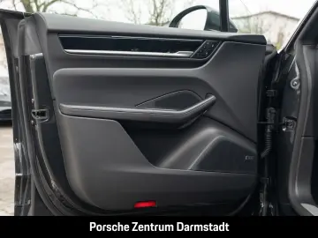 PORSCHE Macan 4 InnoDrive LED-Matrix Surround-View BOSE