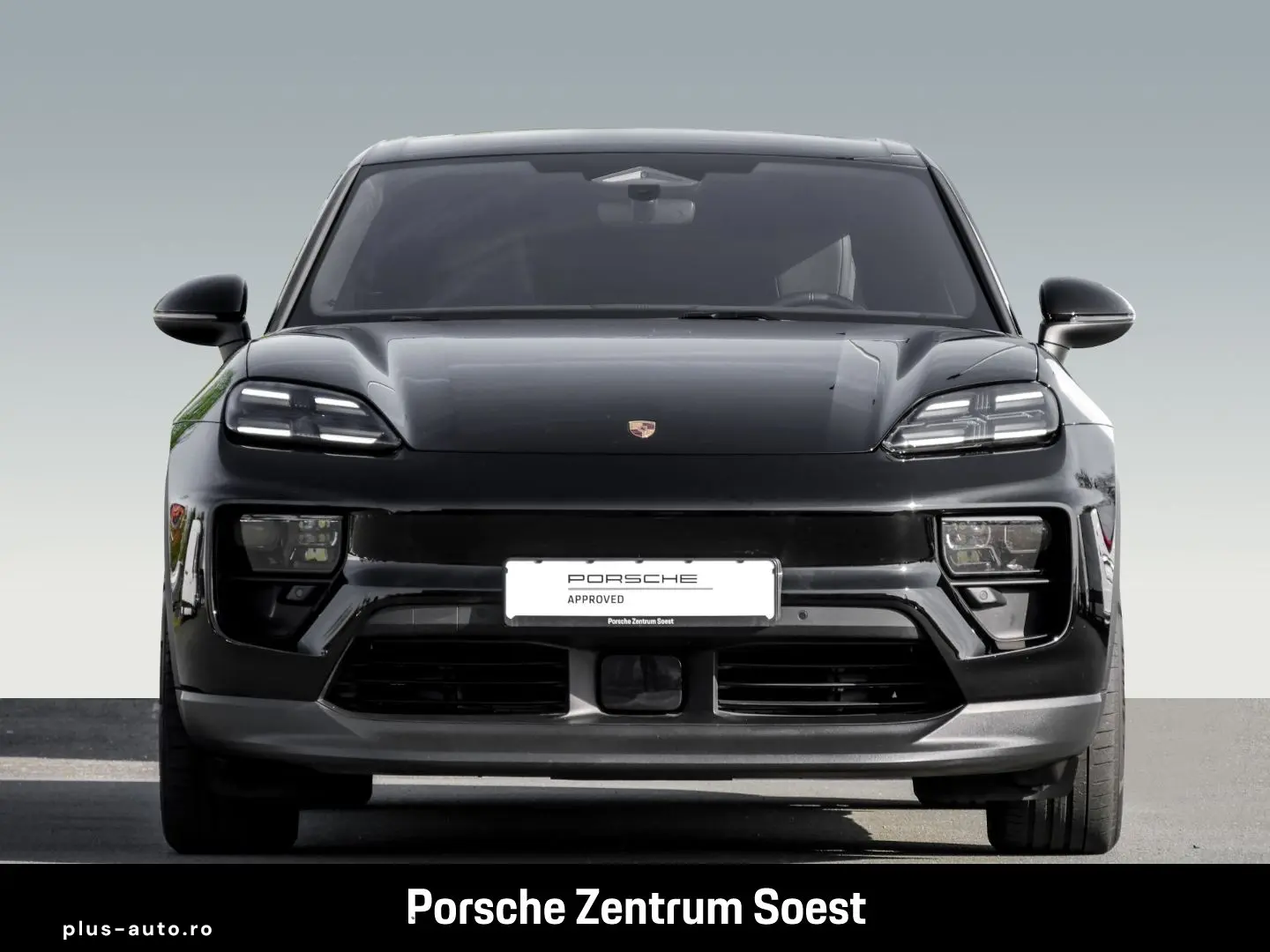 PORSCHE Macan Electric 4 21-Zoll PASM Panoramadach BOSE