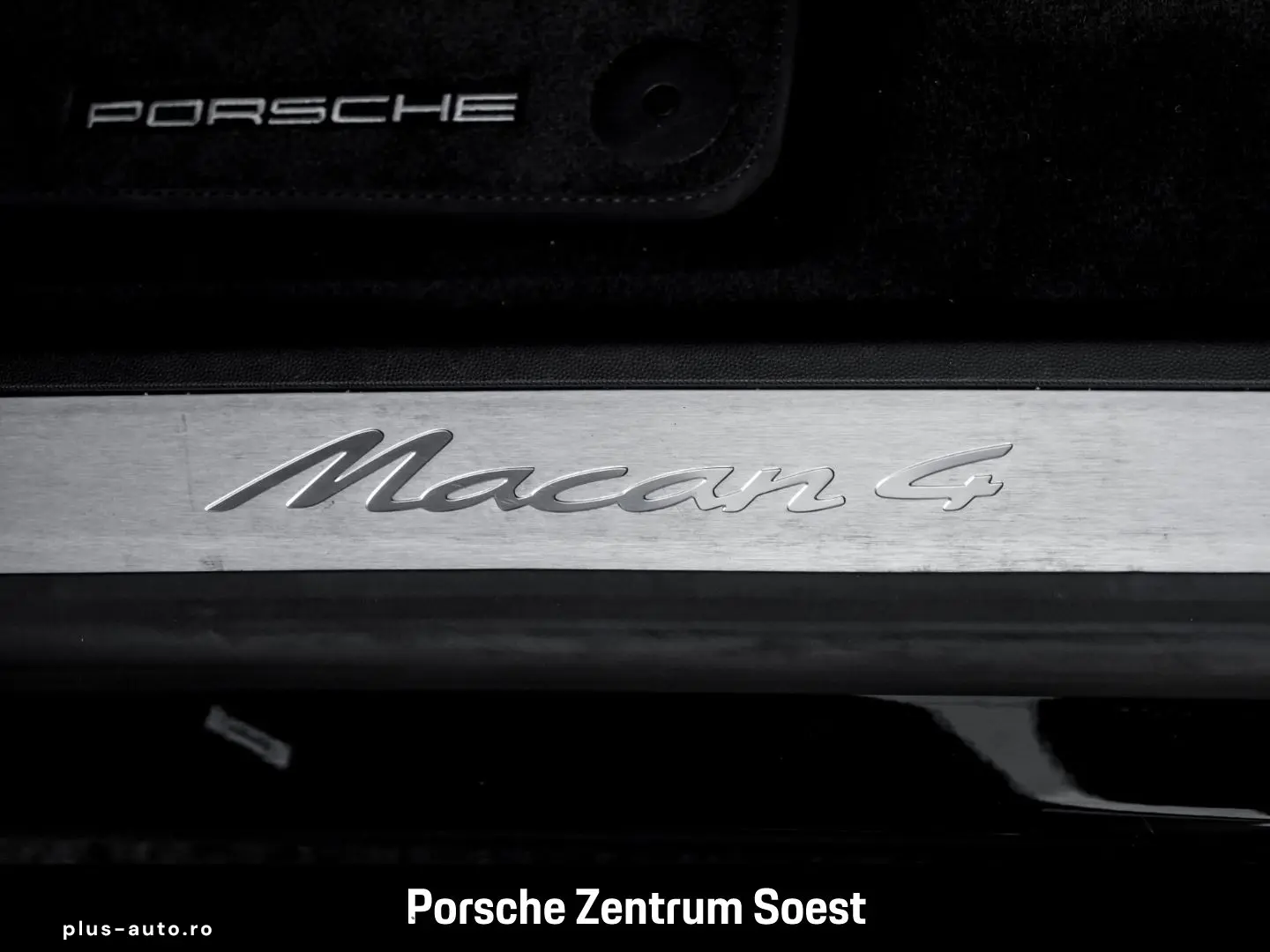 PORSCHE Macan Electric 4 21-Zoll PASM Panoramadach BOSE