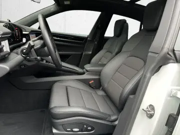 PORSCHE Macan 4 Pano-Dach 360-Grad-Kamera