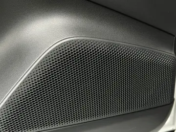 PORSCHE Macan 4 Pano-Dach 360-Grad-Kamera