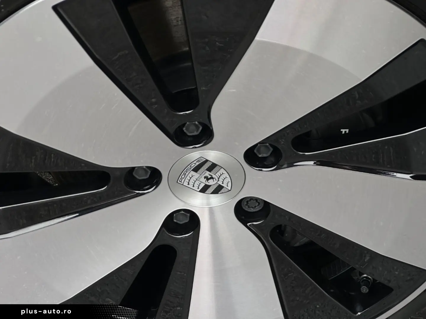 PORSCHE Macan 4 Pano-Dach 360-Grad-Kamera