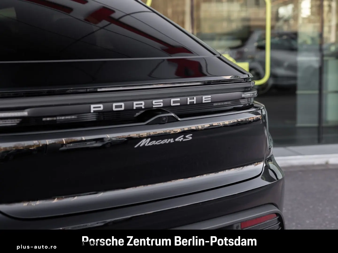 PORSCHE Macan 4S Panoramadach Rückfahrkamera BOSE LED