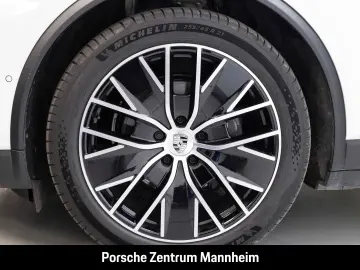 PORSCHE Macan 4 Luftfederung Pano Anhängerkupplung Absta