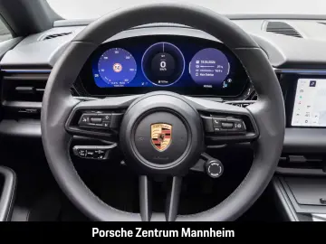 PORSCHE Macan 4 Luftfederung Pano Anhängerkupplung Absta