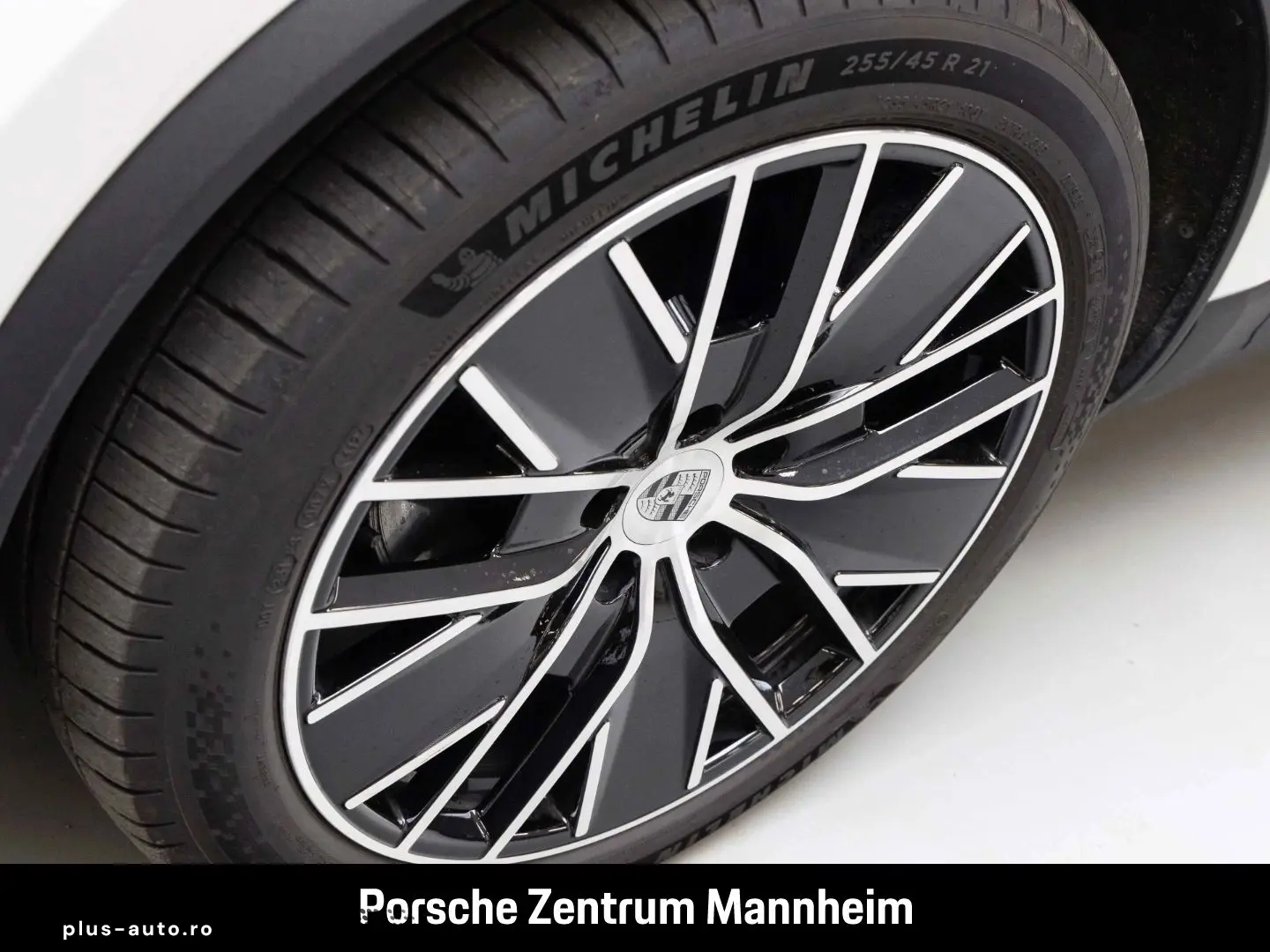 PORSCHE Macan 4 Luftfederung Pano Anhängerkupplung Absta