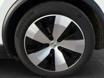 PORSCHE Macan 4   Abstandsregeltempostat   Sport Chrono