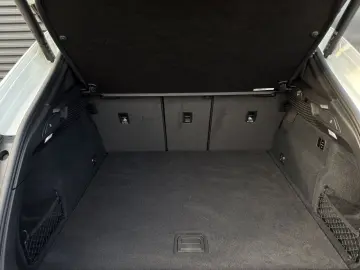 PORSCHE Macan 4   Abstandsregeltempostat   Sport Chrono