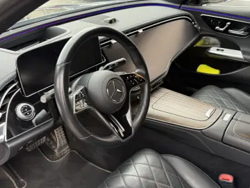 Mercedes E 400e 4 Matic