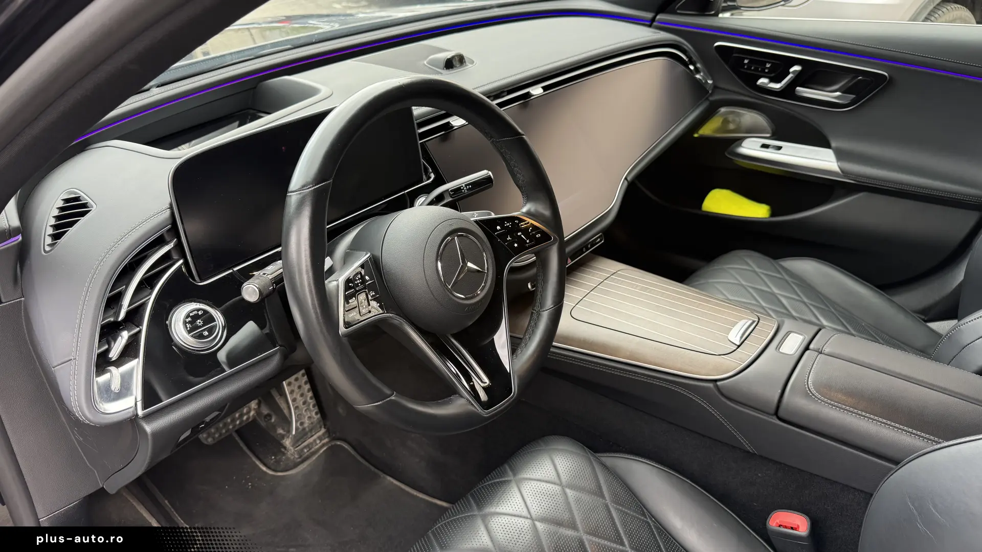 Mercedes E 400e 4 Matic