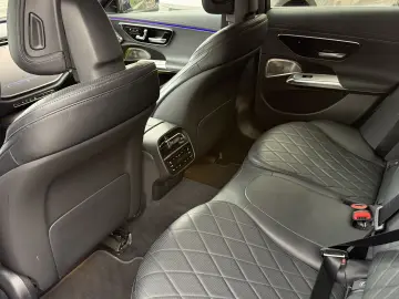 Mercedes E 400e 4 Matic