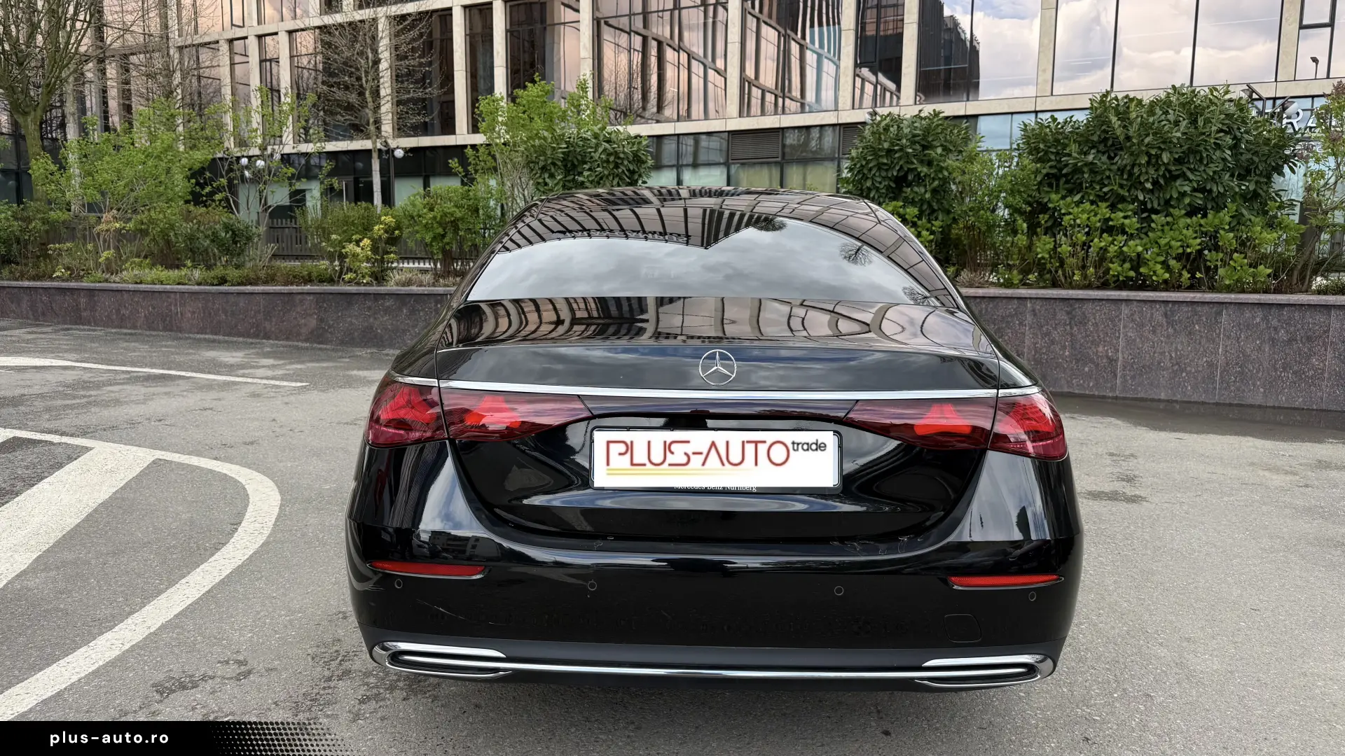 Mercedes E 400e 4 Matic