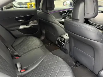 Mercedes E 400e 4 Matic