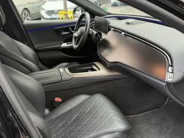 Mercedes E 400e 4 Matic
