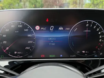 Mercedes E 400e 4 Matic