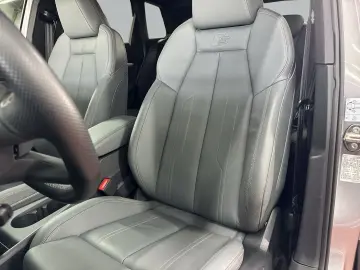 AUDI Q4 e-tron 50 S line qu ACC HuD Kamera Matrix