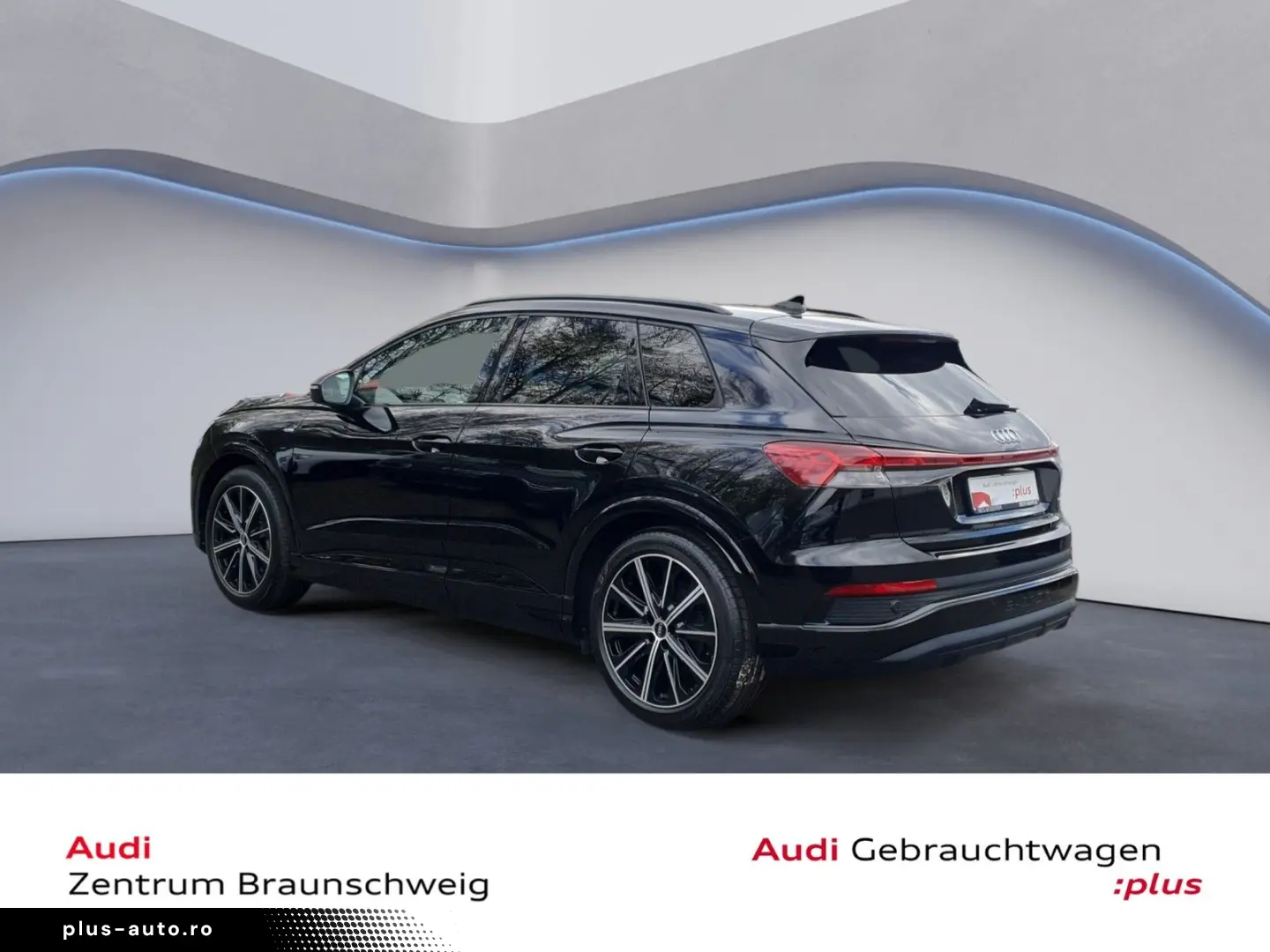 AUDI Q4 45 e-tron quattro 195 kW HuD LED PCD H