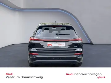 AUDI Q4 45 e-tron quattro 195 kW HuD LED PCD H