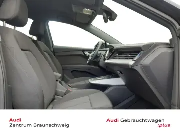 AUDI Q4 45 e-tron quattro 195 kW HuD LED PCD H