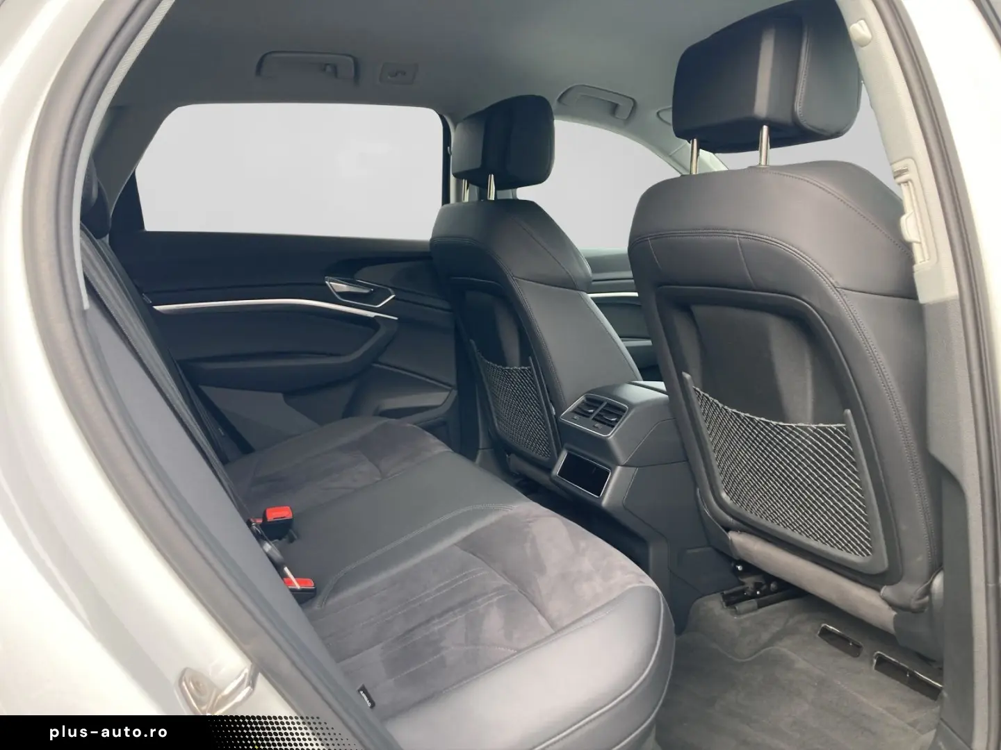 AUDI e-tron 55 Q ADVANCED MATRIX AHK BuO TEC-SEL