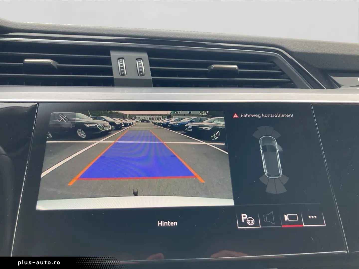 AUDI e-tron 55 Q ADVANCED MATRIX AHK BuO TEC-SEL