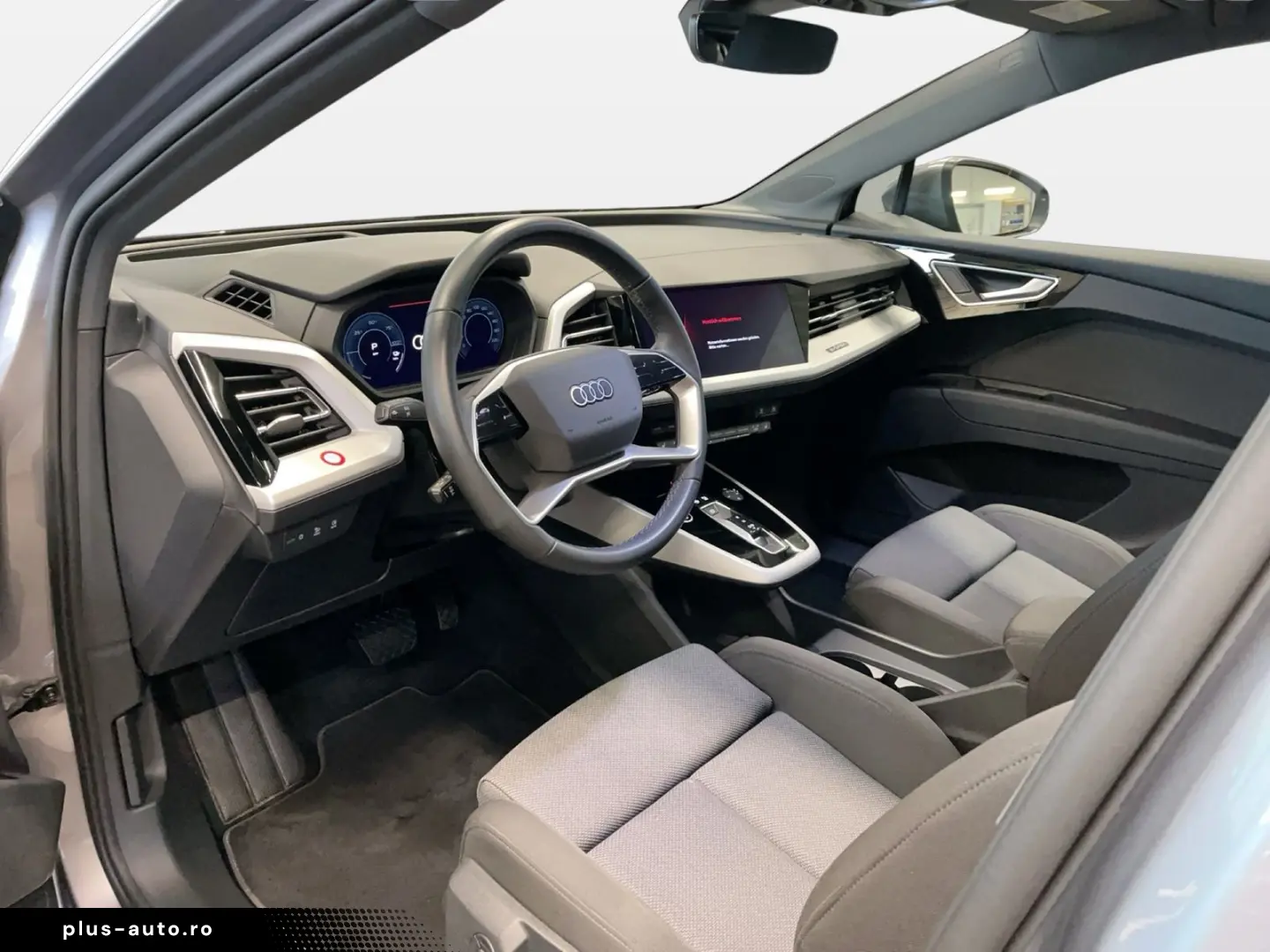 AUDI Q4 45 e-tron quattro AUT Fernlichtass. HUD Kam.