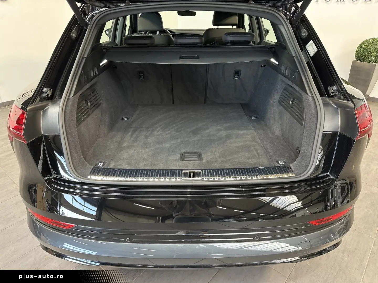 AUDI e-tron 50 Qu S-Line Black NAV LED 21ZO KAMERA VC