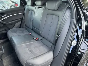 AUDI e-tron 50 Qu S-Line Black NAV LED 21ZO KAMERA VC