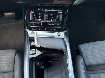 AUDI e-tron 50 Qu S-Line Black NAV LED 21ZO KAMERA VC