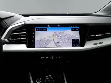 AUDI Q4 e-tron 45 quattro advanced Navi eleHeck Matri