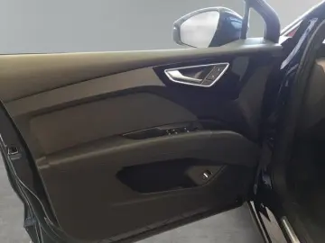 AUDI Q4 e-tron 45 quattro advanced Navi eleHeck Matri