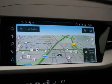 AUDI Q4 quattro NAVI VIRT ACC KAM SHZ CARPLAY LED PDC