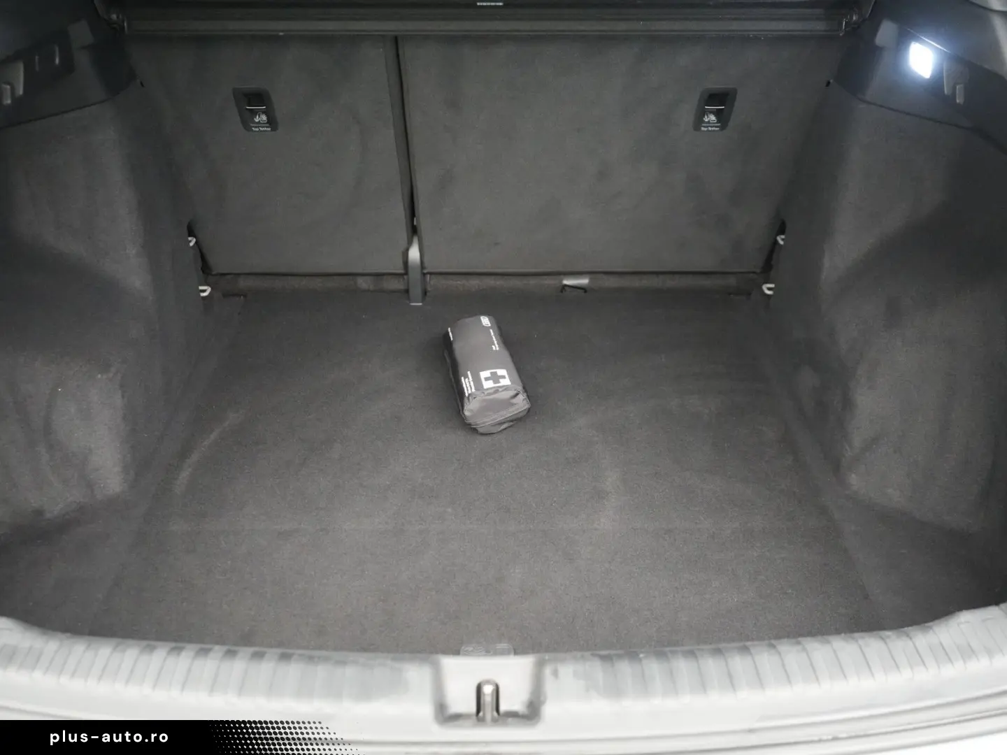 AUDI Q4 quattro NAVI VIRT ACC KAM SHZ CARPLAY LED PDC