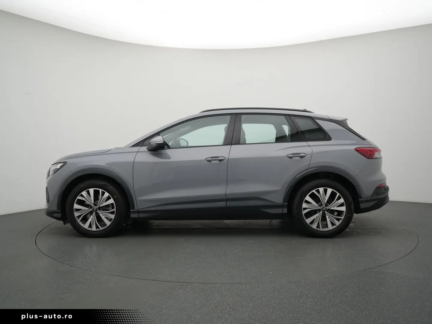 AUDI Q4 quattro NAVI VIRT ACC KAM SHZ CARPLAY LED PDC