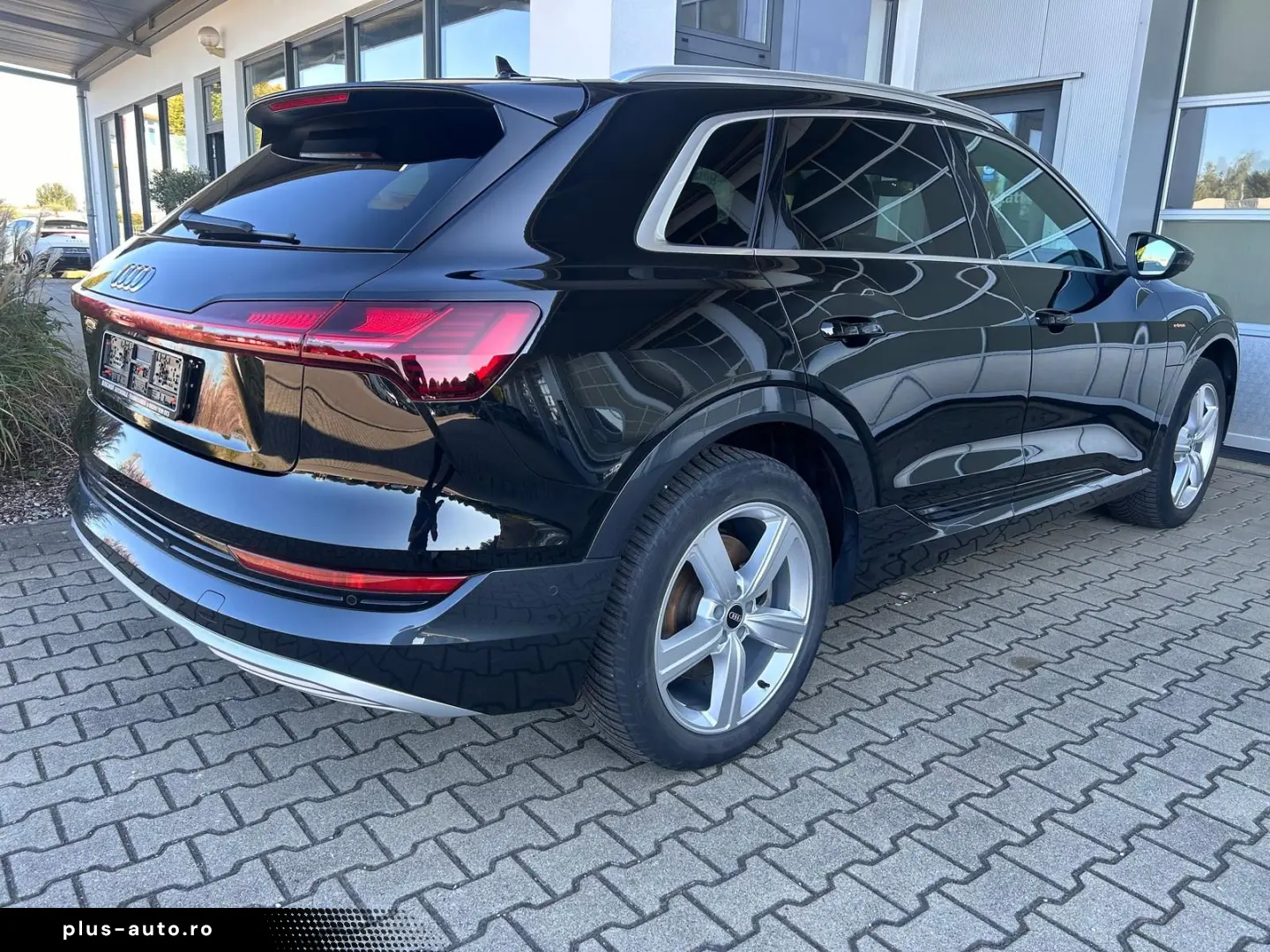 AUDI e-tron 55 quattro advanced Kamera T-Leder Car-Pl