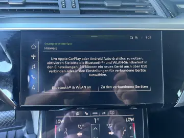 AUDI e-tron 55 quattro advanced Kamera T-Leder Car-Pl