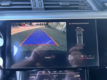 AUDI e-tron 55 quattro advanced Kamera T-Leder Car-Pl
