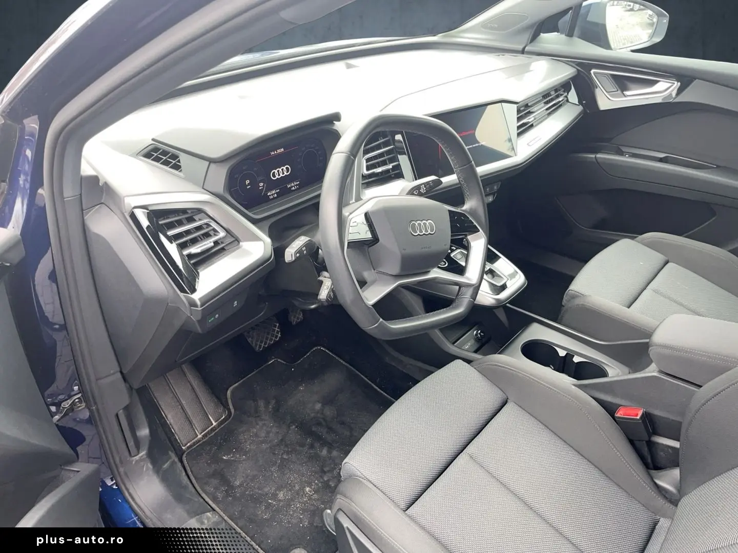 AUDI Q4 45 quattro ACC STANDKLIMA LED KAMERA NAVI