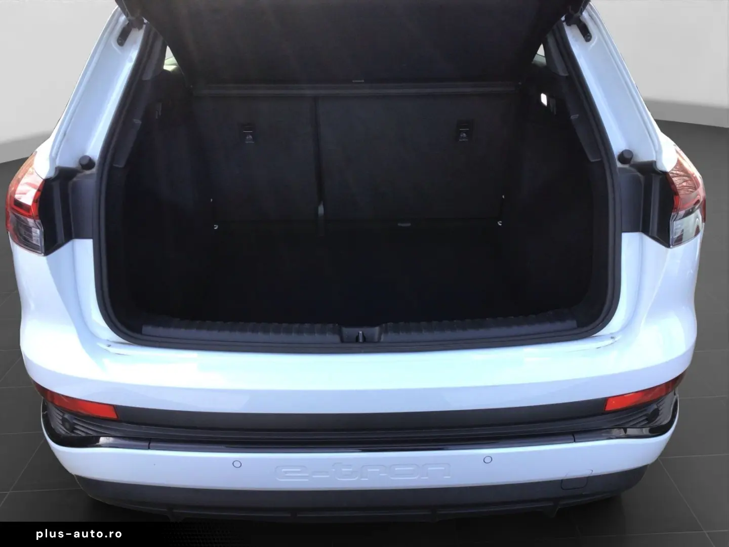 AUDI Q4 e-tron 45 Q S LINE PANO LM20 OPS