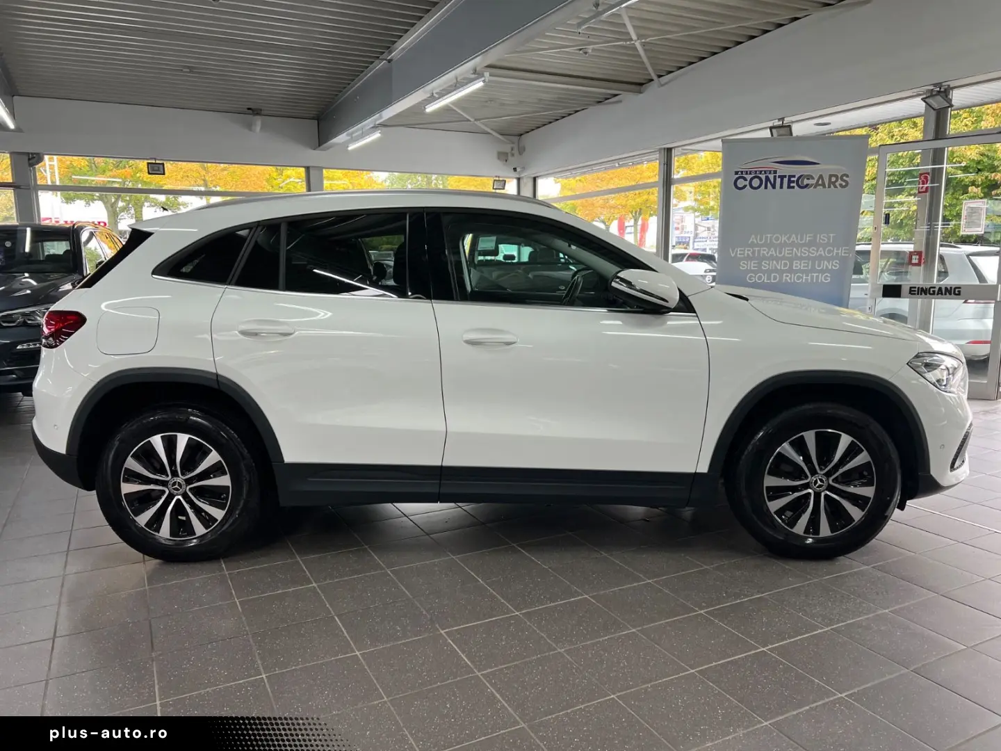 MERCEDES-BENZ GLA 250e Style LED HIGH Park-Paket Spiegel