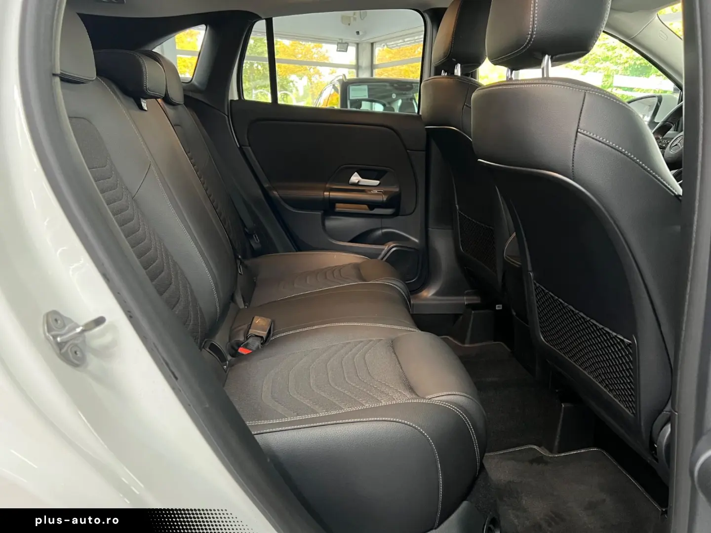 MERCEDES-BENZ GLA 250e Style LED HIGH Park-Paket Spiegel