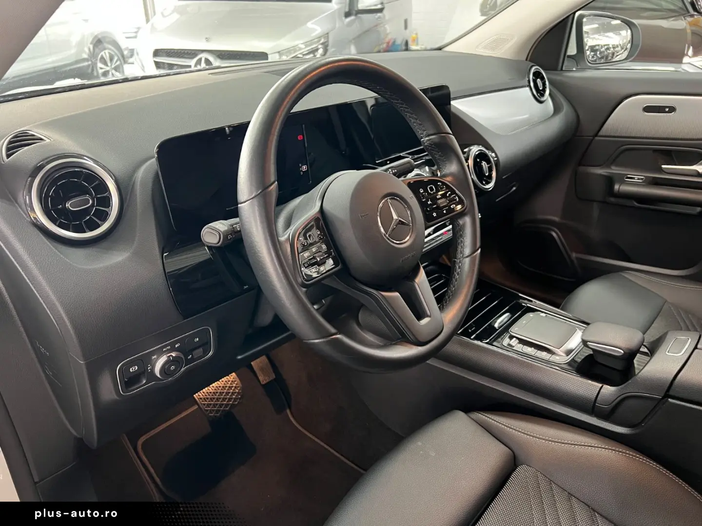 MERCEDES-BENZ GLA 250e Style LED HIGH Park-Paket Spiegel